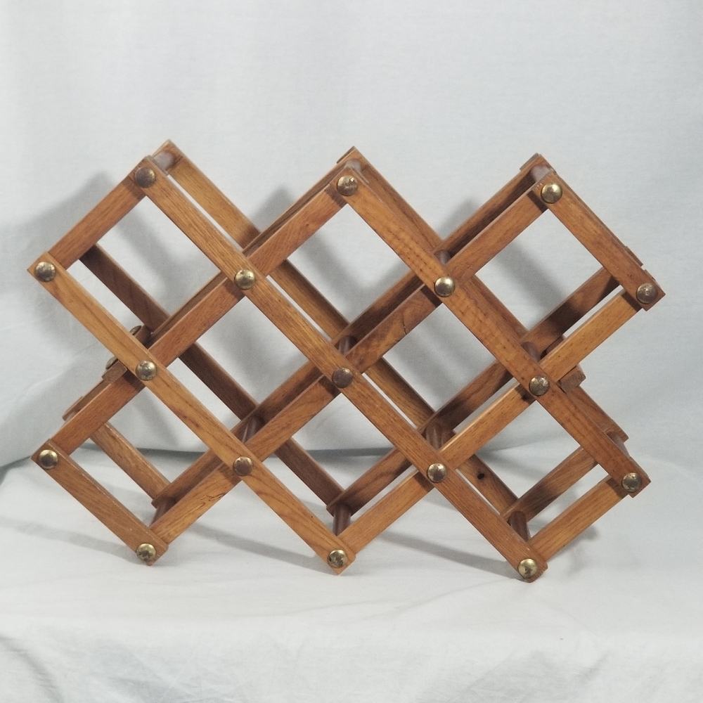 Acordian style wine bottle holder 8 bottles